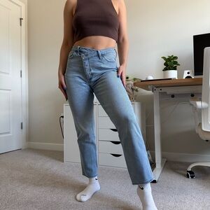 Hollister Asymmetric High Waisted Mom Jeans